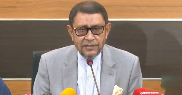সরকারি সুবিধা পেতে এখন আর কাউকে ঘুষ দিতে হয় না বলে জানিয়েছেন স্বাস্থ্য ও পরিবারকল্যাণ মন্ত্রী সরদার মো. সাখাওয়াত হোসেন বকুল। আপনিও কি তাই মনে করেন?