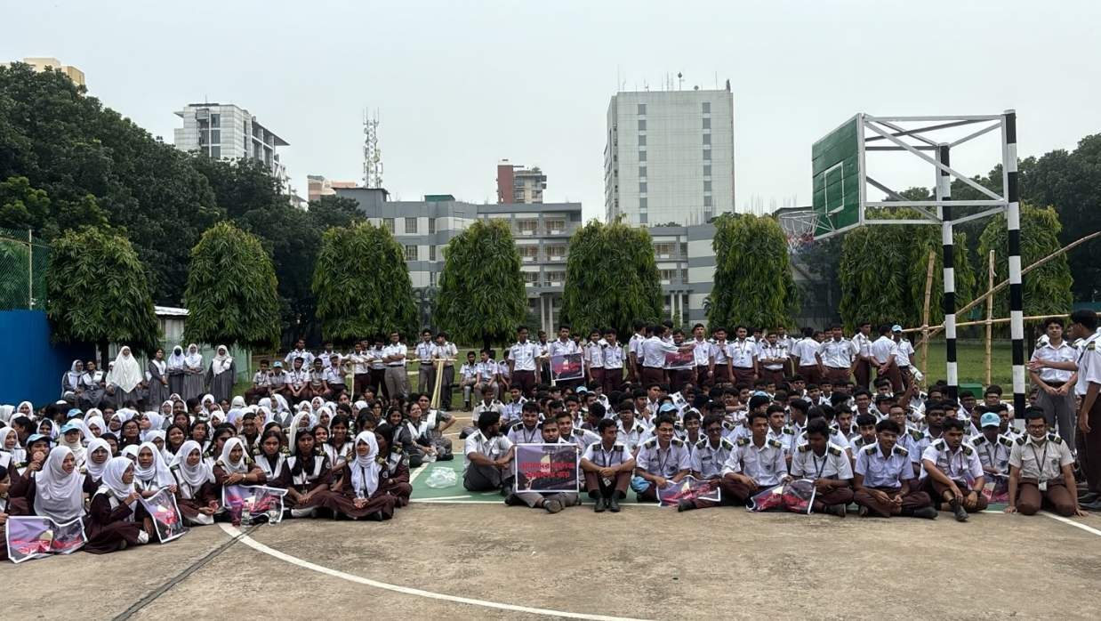 জুলাই আন্দোলনে ‘হুমকিদাতা’ সেই কর্মকর্তার ফের যোগদান, রাজউক শিক্ষার্থীদের বিক্ষোভ